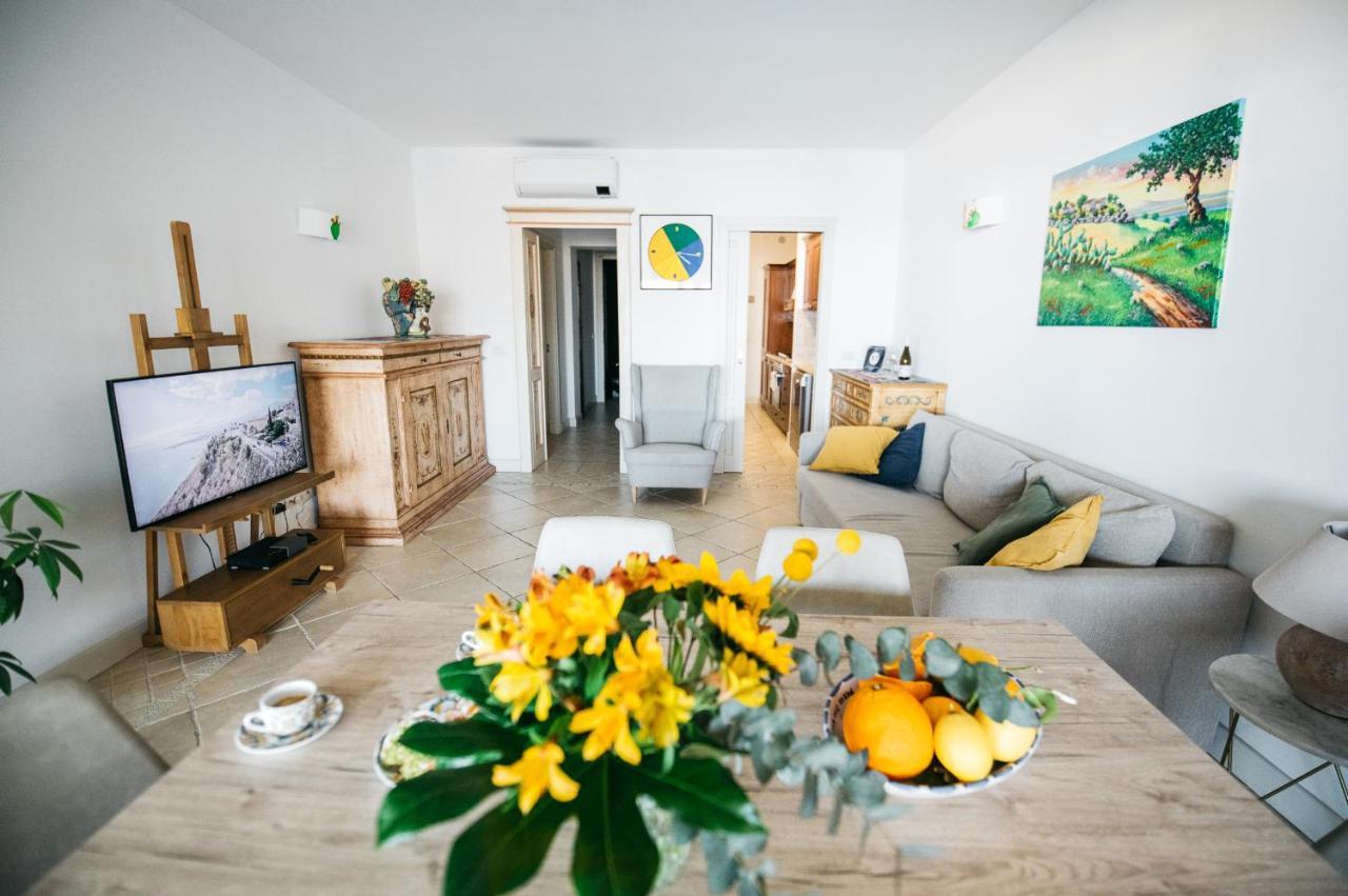 Lux & Elite - Holidays Apartamento Taormina